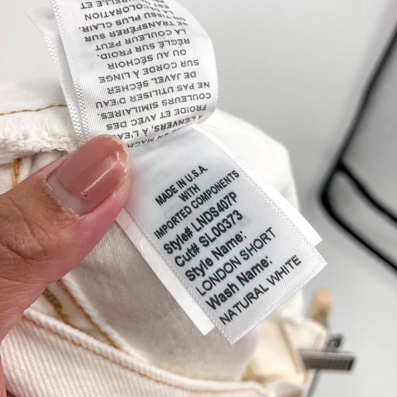 NWT SLVRLAKE London Relaxed Denim Shorts Ivory Size 28 High Rise - Picture 8 of 10